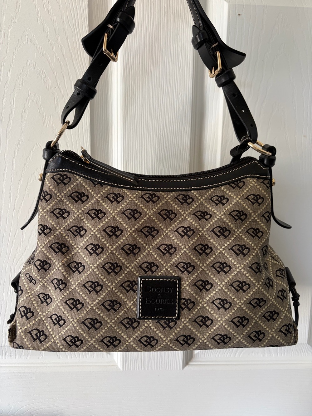 NWOT Dooney & Bourke Tan Monogram Shoulder Bag with Black Trim and Gold Hardware